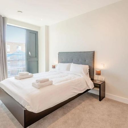 Modern Apartments In Brentford 2 Minutes Walk From Kew Bridge מראה חיצוני תמונה
