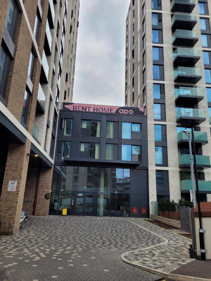 Modern Apartments In Brentford 2 Minutes Walk From Kew Bridge מראה חיצוני תמונה